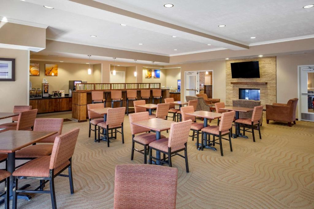 Comfort Inn & Suites Tooele-Salt Lake City Main image 2